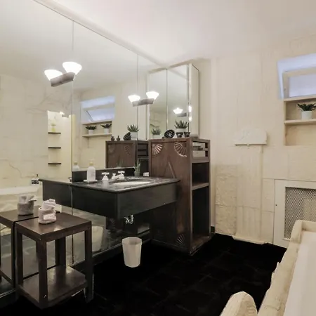 Fiera Milano-city Life Free Parking Anglia' S Bridge Apartahotel *